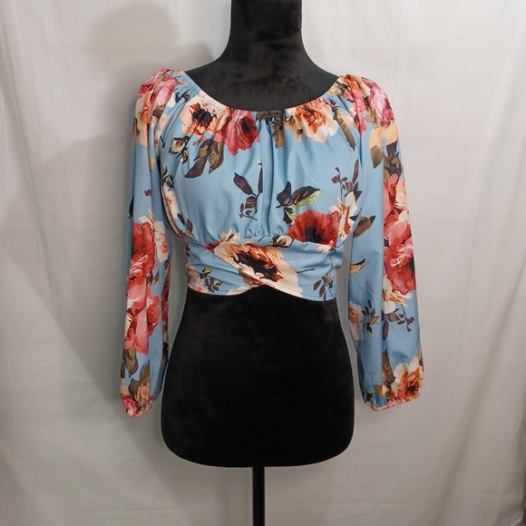 Tops - Women's Blue Floral Off Shoulder Daisy Duke Southern Charm Waist Tie Crop Size L